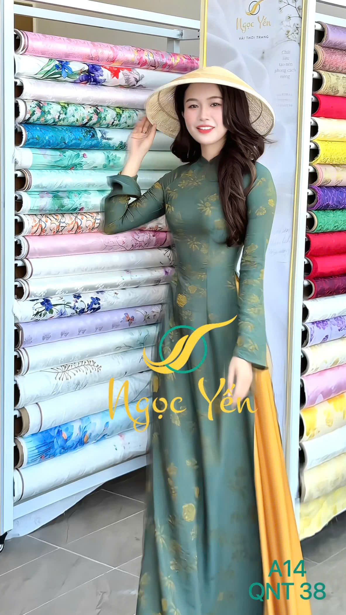 QNT 38-Quần áo dài lụa ngọc trai vàng