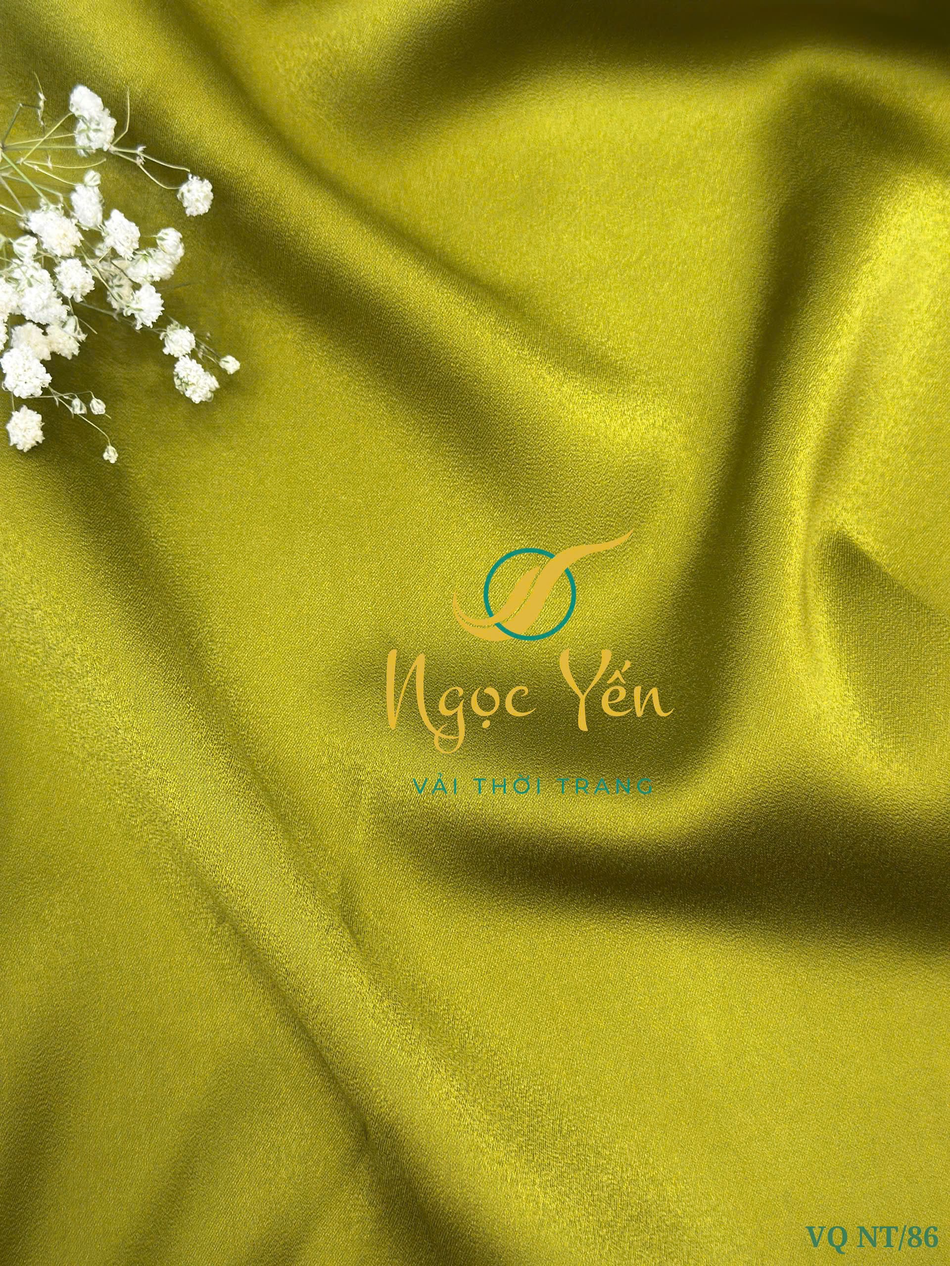 VQ NT/86-Vải quần áo dài lụa ngọc trai xanh lá