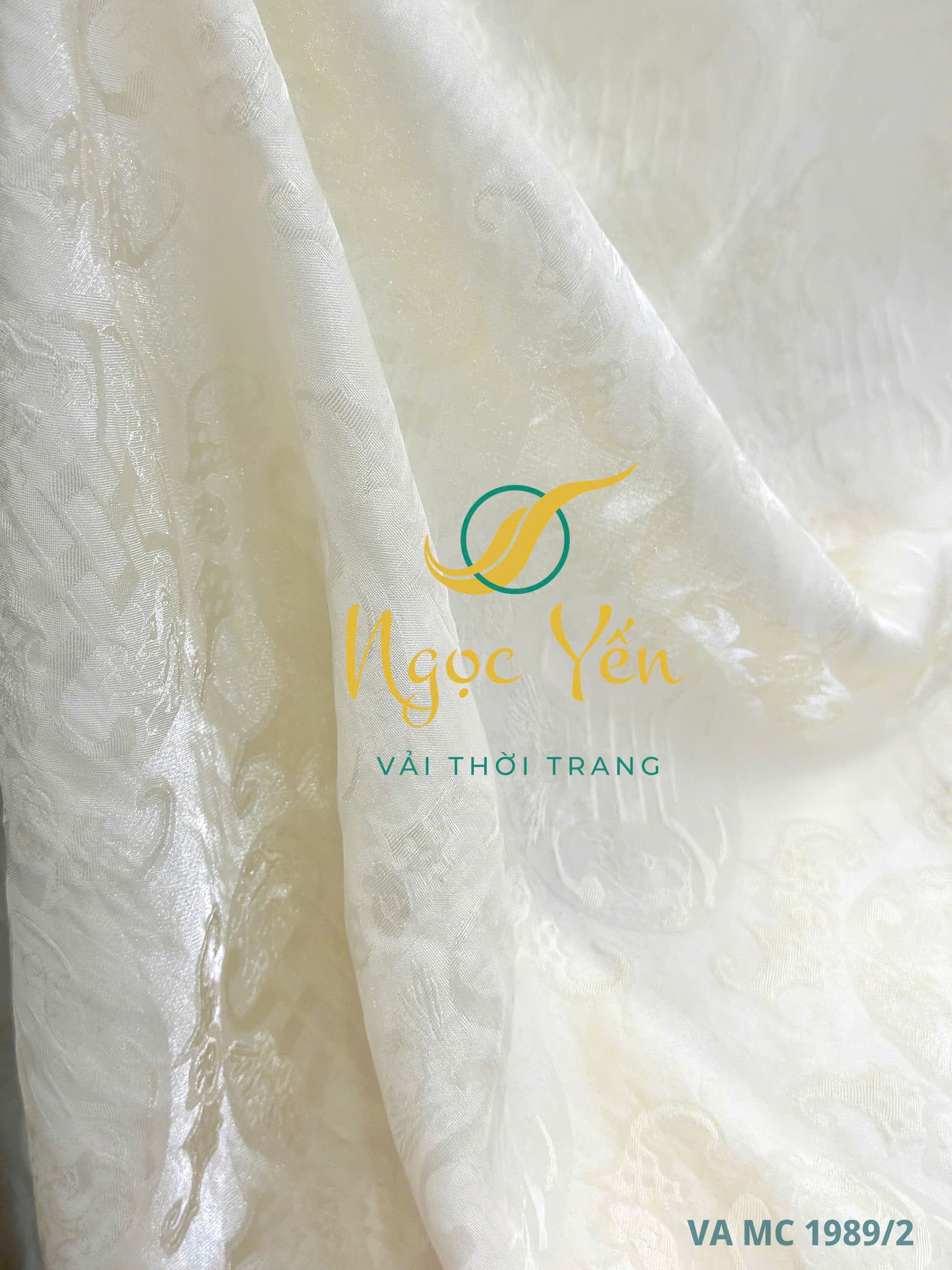 VA MC 1989/2-Vải áo dài lụa trắng kem
